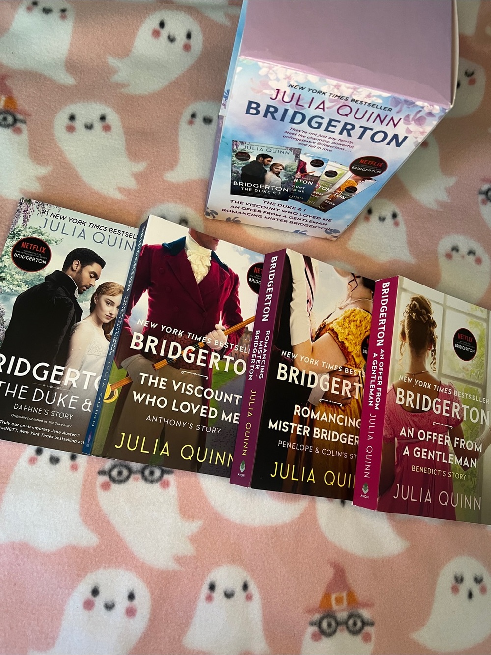 Bridgerton Boxed Book Set